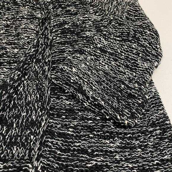 BCBGMAXAZRIA Black White Heather Single Button Heavyweight Cardigan Sweater M - Picture 5 of 10